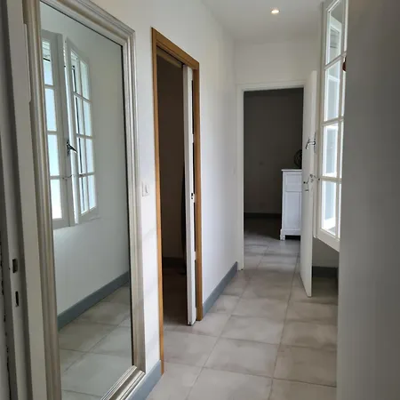 別荘 Maison De Village Au Calme Climatisee 1 *