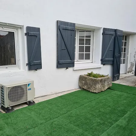 Maison De Village Au Calme Climatisee 1 *