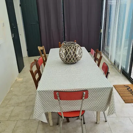 Maison De Village Au Calme Climatisée 1 Сasa de vacaciones