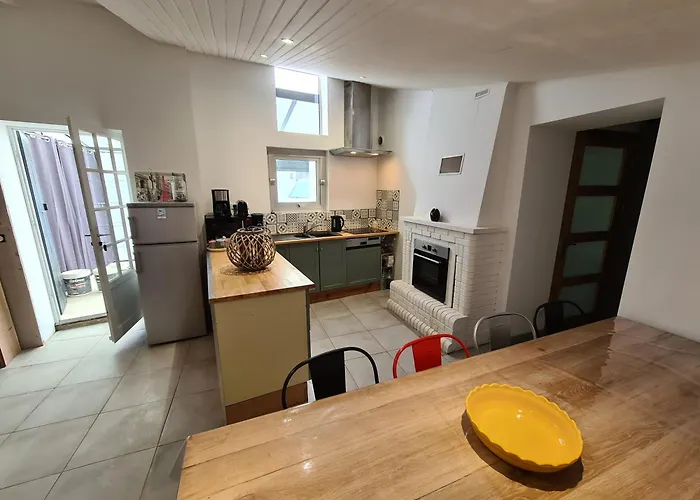 펜션 Maison De Village Au Calme Climatisee 1 생-피에르-돌레롱