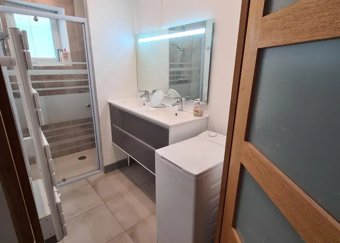 Maison De Village Au Calme Climatisee 1 생-피에르-돌레롱