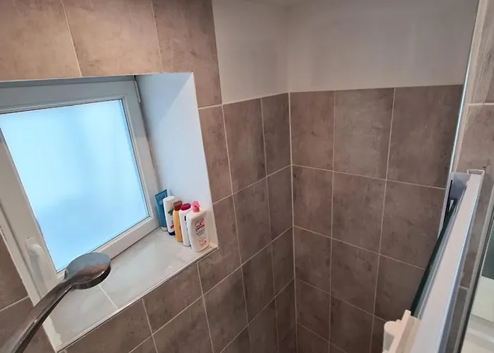 Maison De Village Au Calme Climatisee 1 펜션 생-피에르-돌레롱