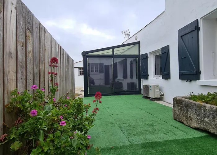 Maison De Village Au Calme Climatisee 1 생-피에르-돌레롱